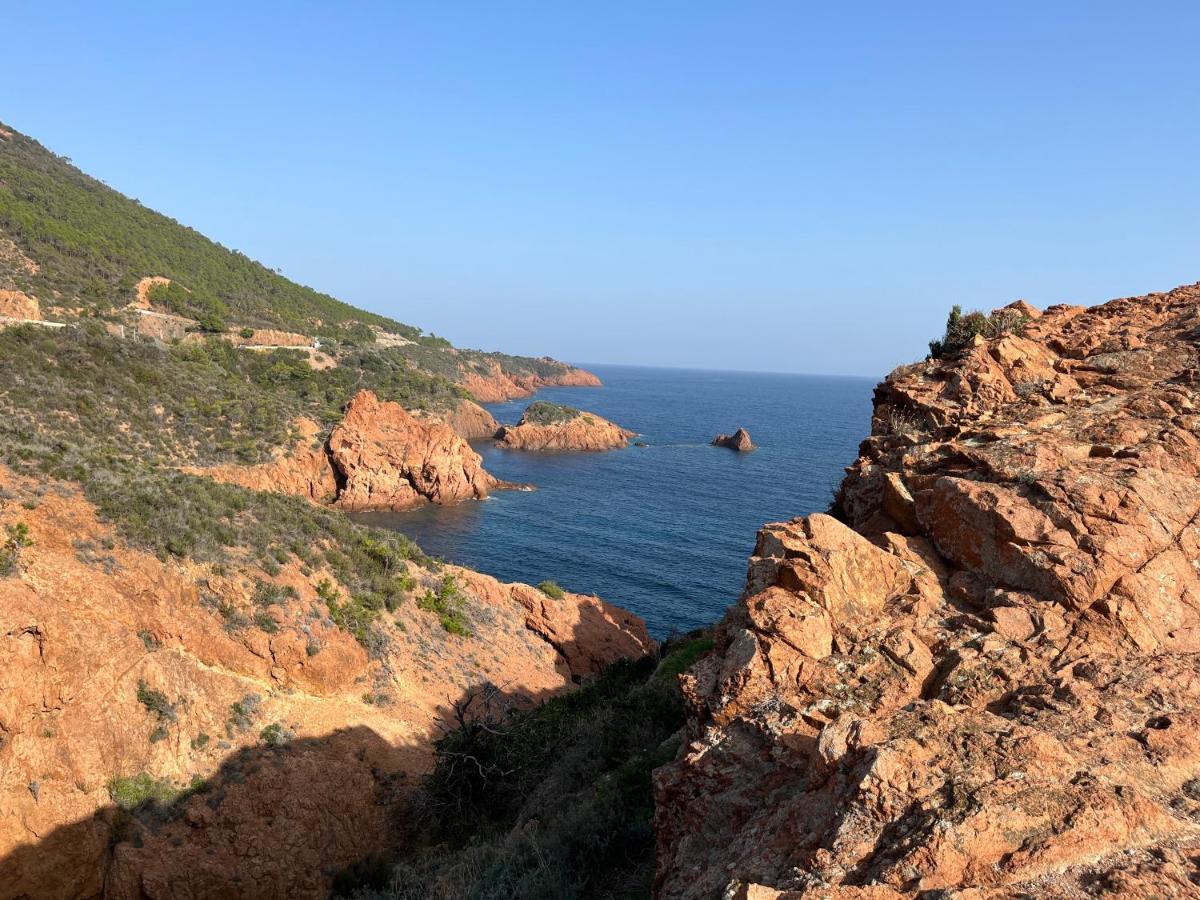 Argentine T2 De 55M2 Tout Confort En Bord De Plage Saint-Raphaël Εξωτερικό φωτογραφία